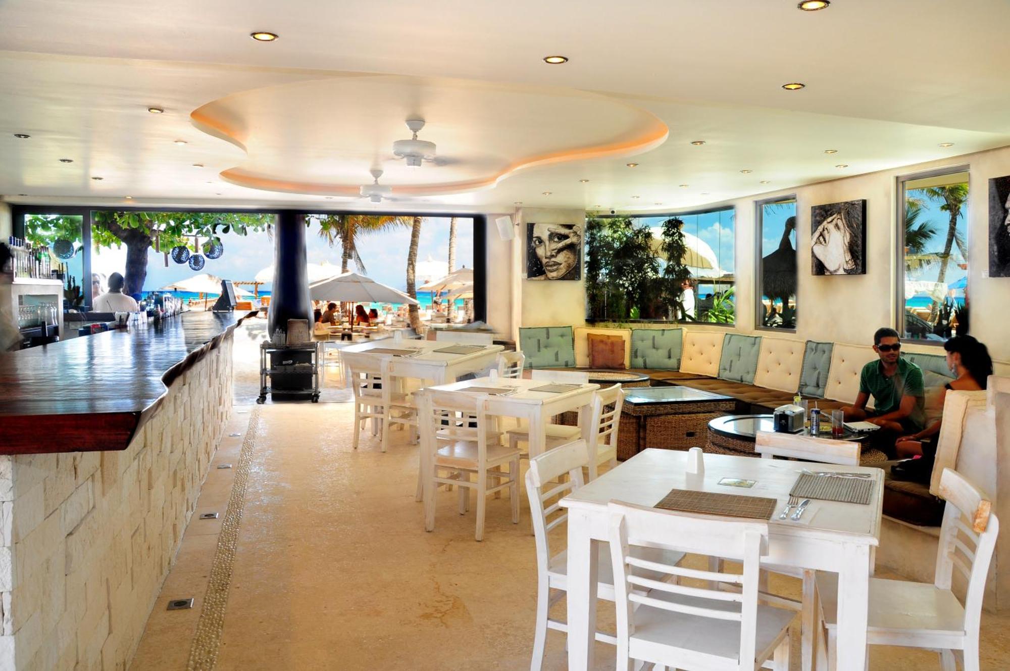 Villas Sacbe Condo Hotel And Beach Club Плая-дель-Кармен Экстерьер фото